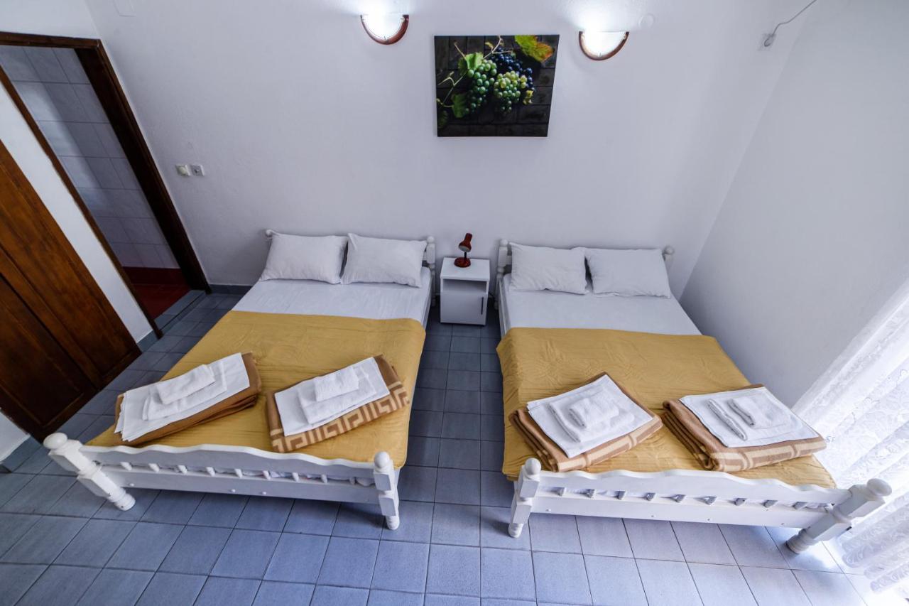 Apartments Vila Nikolic ラファイロヴィチ エクステリア 写真