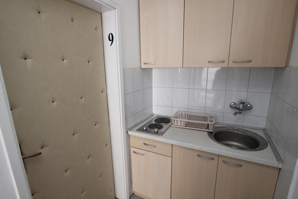 Apartments Vila Nikolic ラファイロヴィチ 部屋 写真